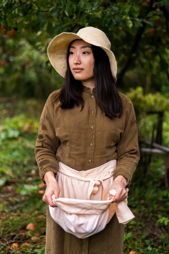 Traditional Touch — Vietnamese cashew farmer